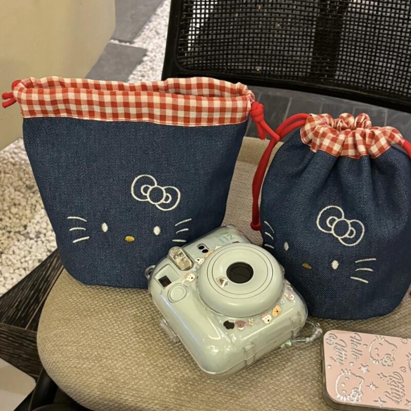 Sanrio Hello Kitty Portable Co - đánh giá và giá Travel Accessories Kit