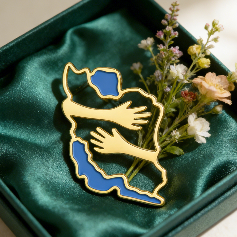 Dawapara Iran Map Shape Brooch - đánh giá và giá Travel Accessories Kit